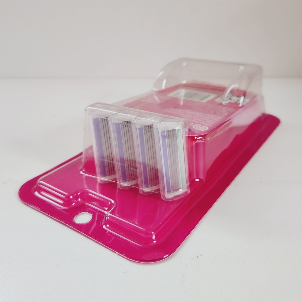 ⭐4/$15 Skintimate Raspberry Rain 4-Blade Disposable Razors, 4 CT - Picture 3 of 9